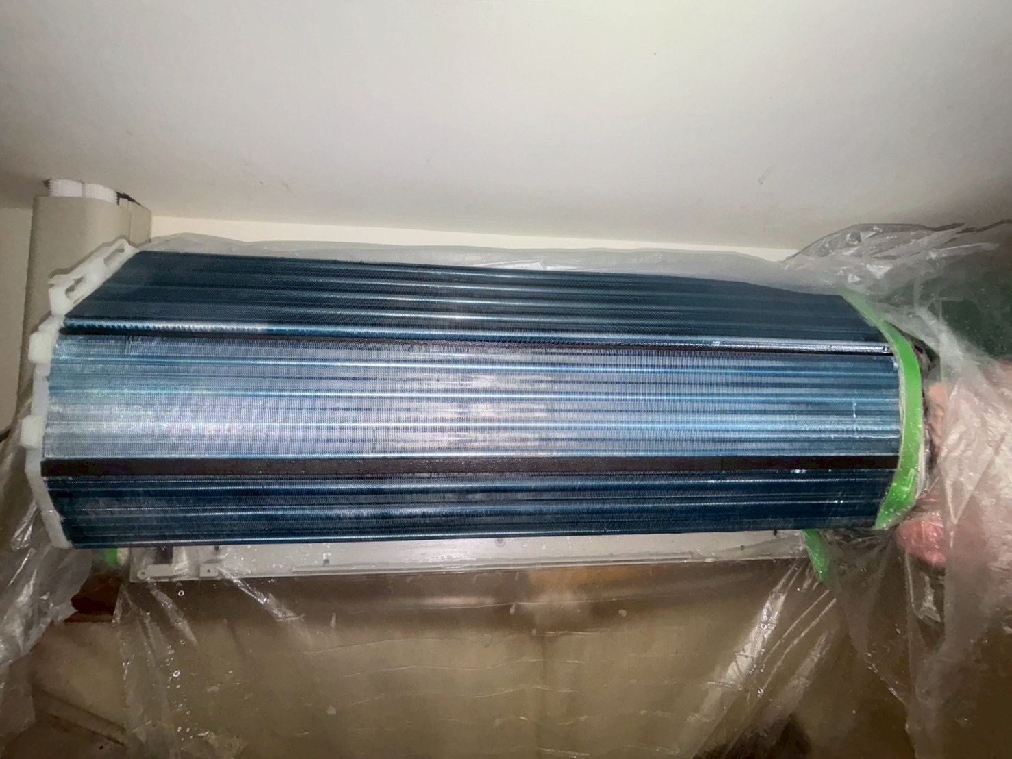 台中西區分離式冷氣清洗一台