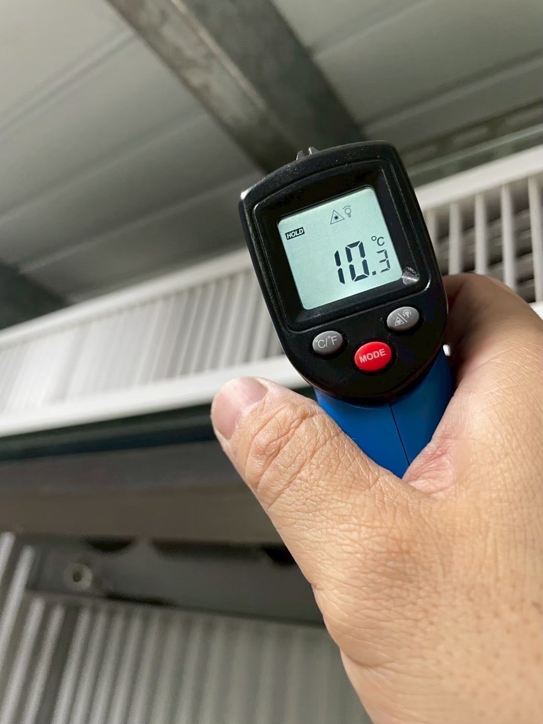 嘉義縣銓麥公司機房辦公室 吊隱式冷氣清洗 