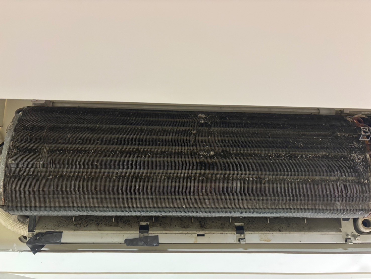 台中市西屯分離式冷氣清洗一台