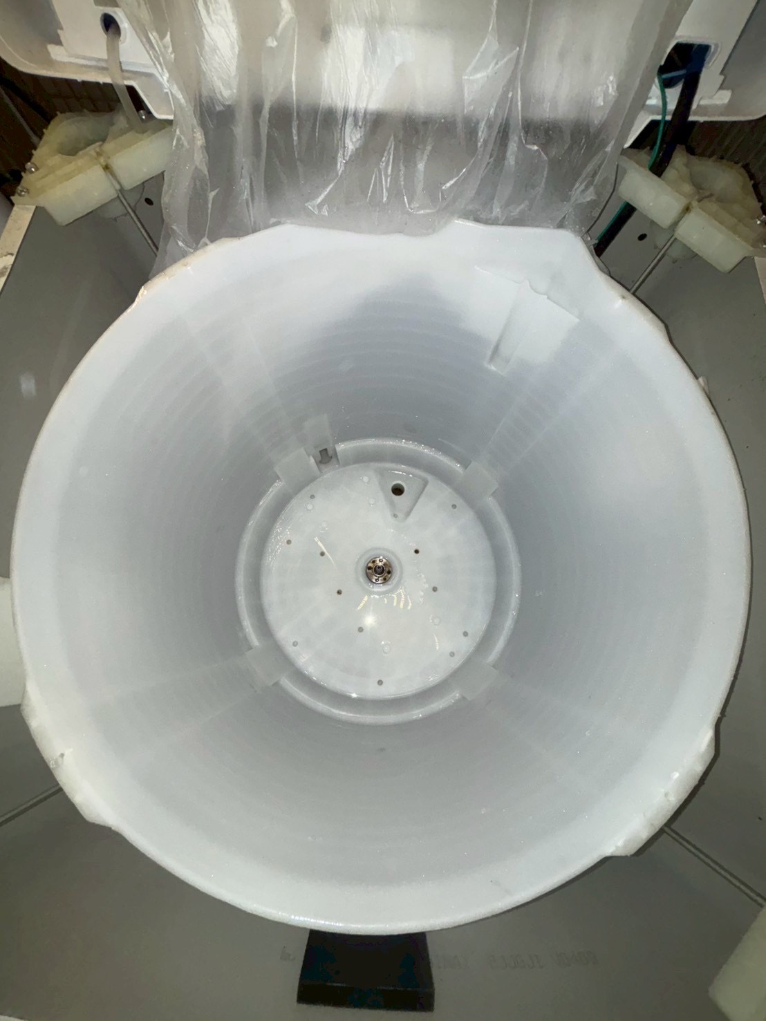 台中西屯區直立式洗衣機清洗一台