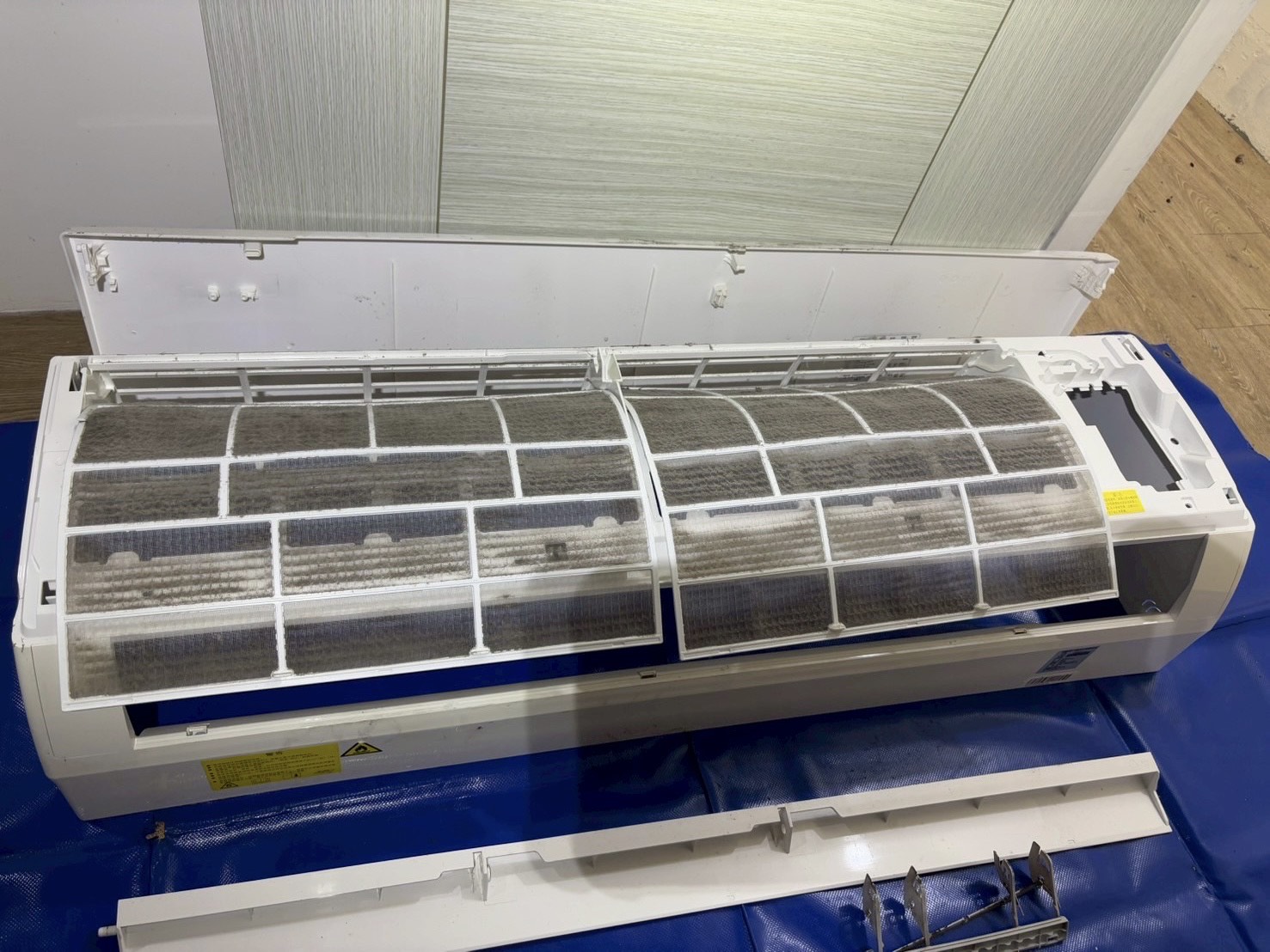 台中西屯分離式冷氣全拆清洗