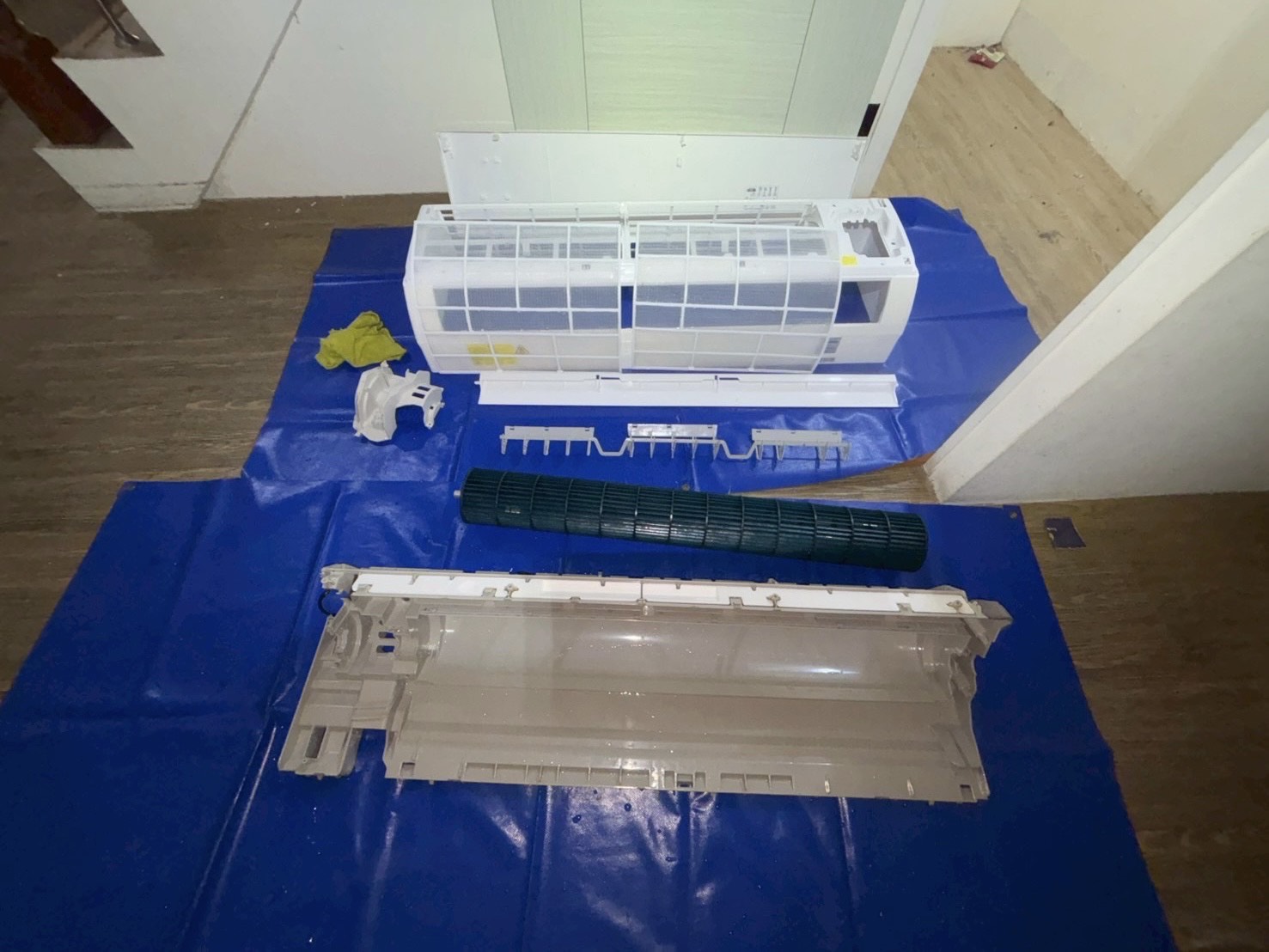 台中西屯分離式冷氣全拆清洗