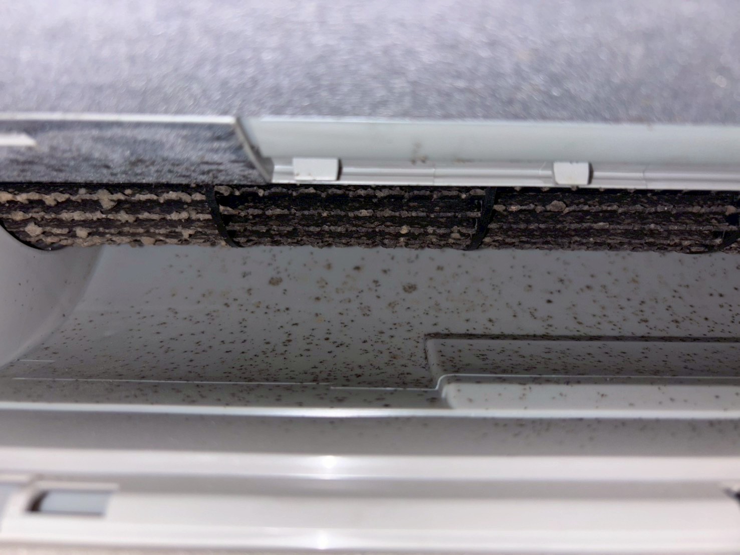 台中西屯分離式冷氣清洗一台 吊隱式冷氣清洗一台