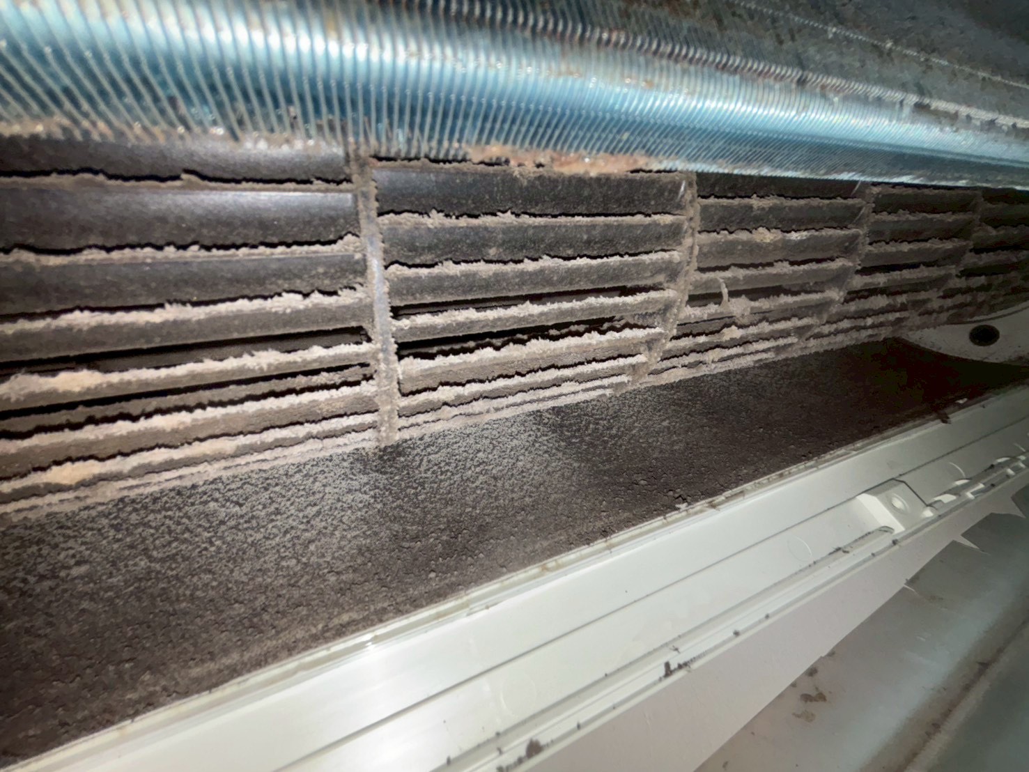 台中嶺東分離式冷氣清洗一台