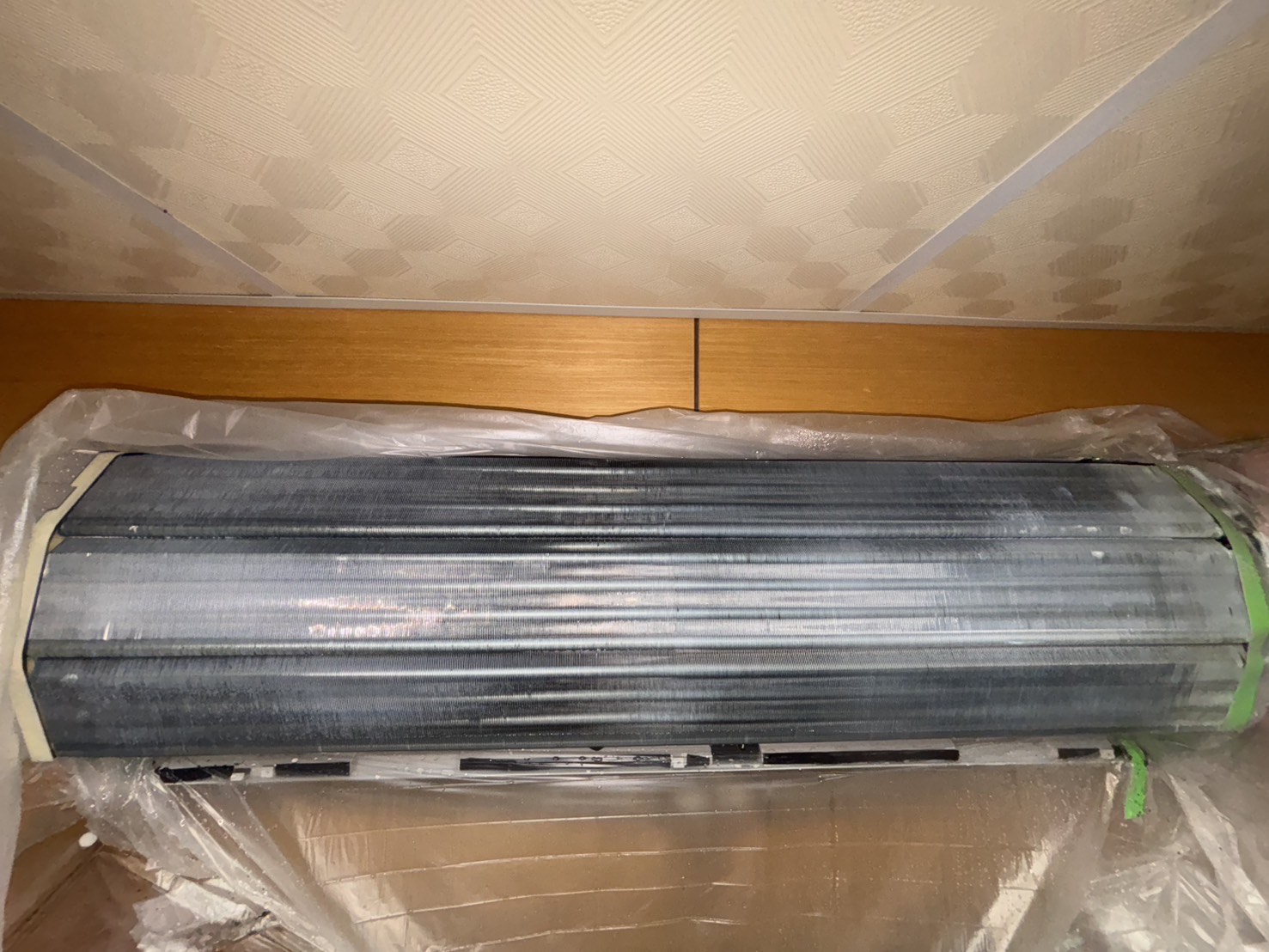 台中大里區二台分離式冷氣清洗倉庫