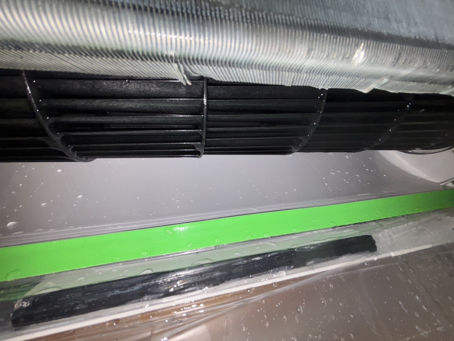 台中大里區二台分離式冷氣清洗倉庫