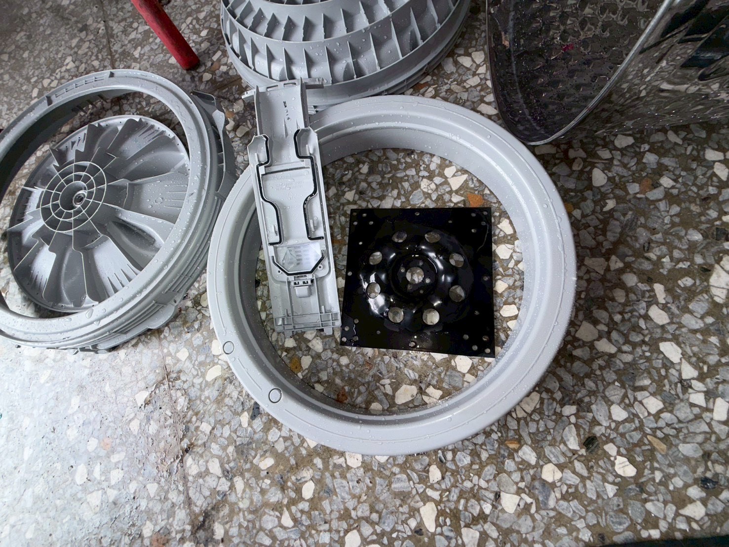 台中北屯洗鞋店滾筒式洗衣機清洗